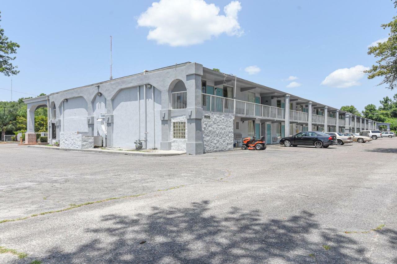 Hotel Valdosta Ga I-75 & Us-221 N Hwy Exterior foto